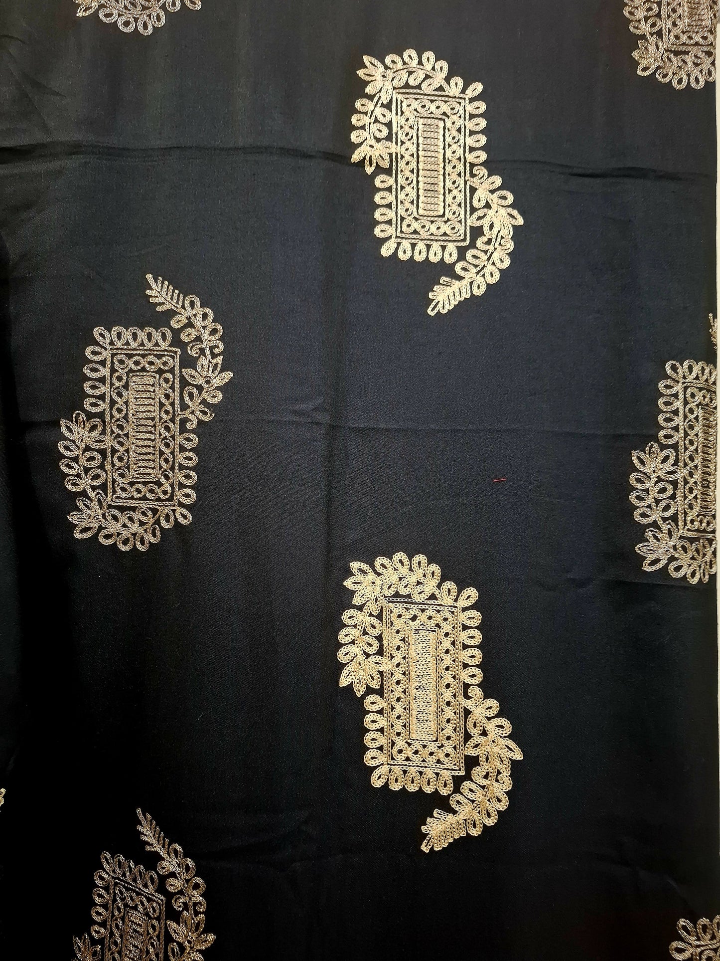 3pc DhanakWinter-Ready Dhanak 3pc Ensemble – Soft Fabric with Classic Detailing