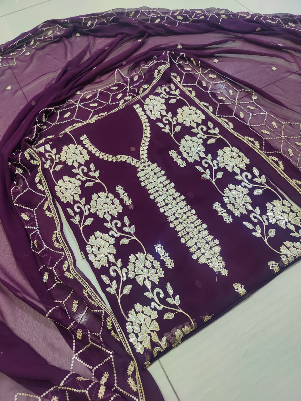 Chiffon Embroiderd 2pc unstitched