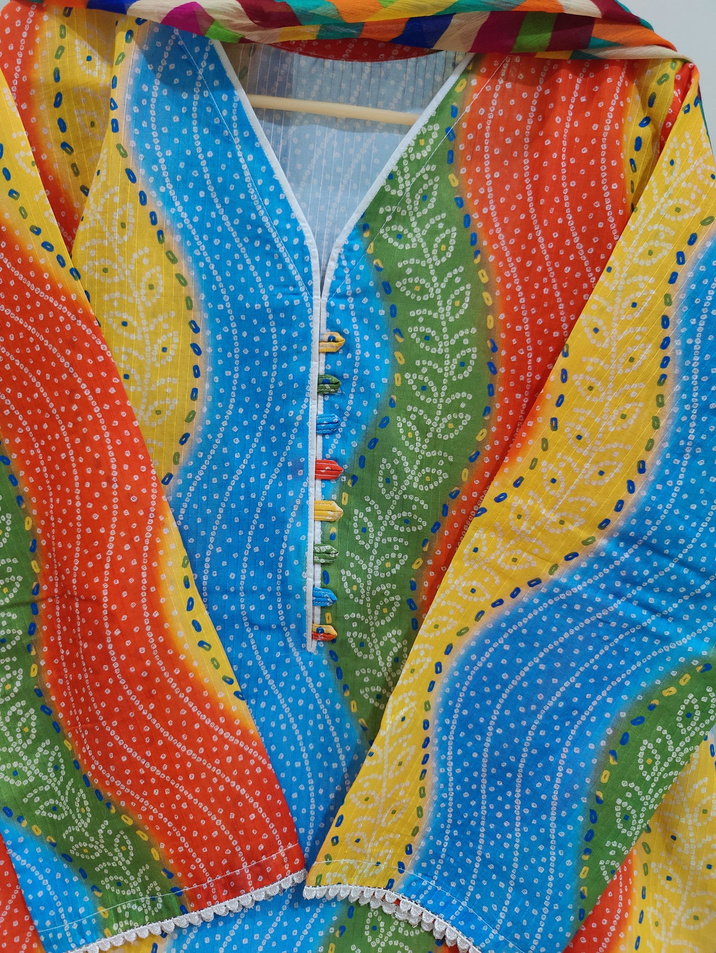 Unstitched Lawn 3pc Set | Soft Fabric & Vibrant Prints
