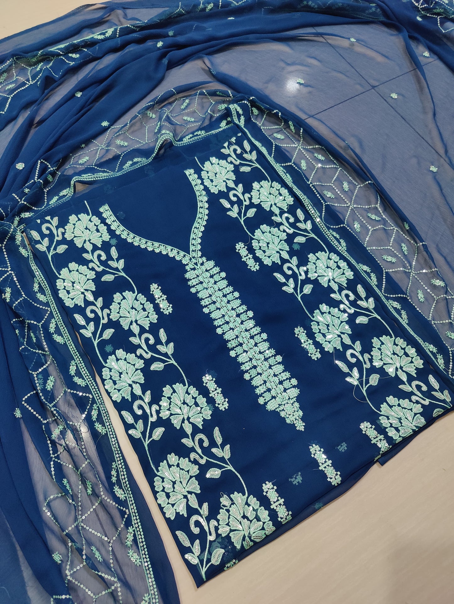 Chiffon Embroiderd 2pc unstitched