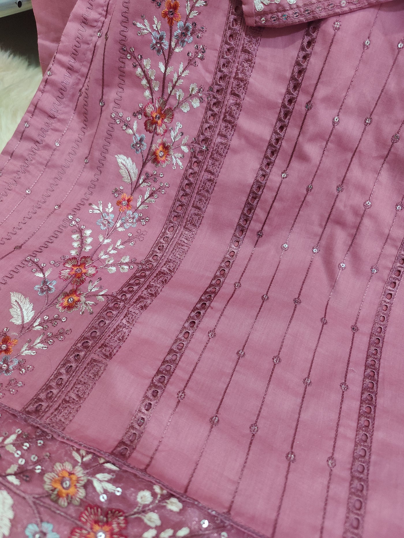 Chikankari Embroidered Lawn Suit – 3pc | Premium Collection