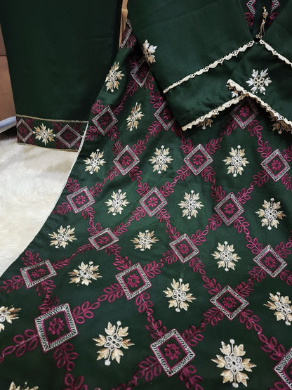 Dhanak 2pc Dress – Elegant & Warm Fabric for Women