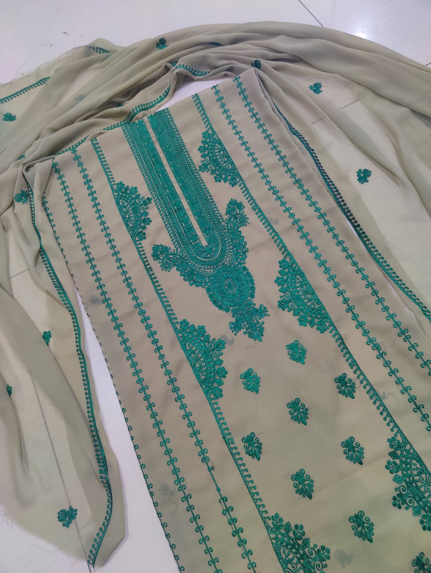 Chiffon Thread Embroiderd 2pc unstitched