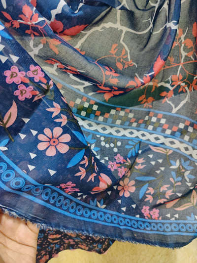Lawn 3-Piece Outfit | Soft Fabric & Stylish Design